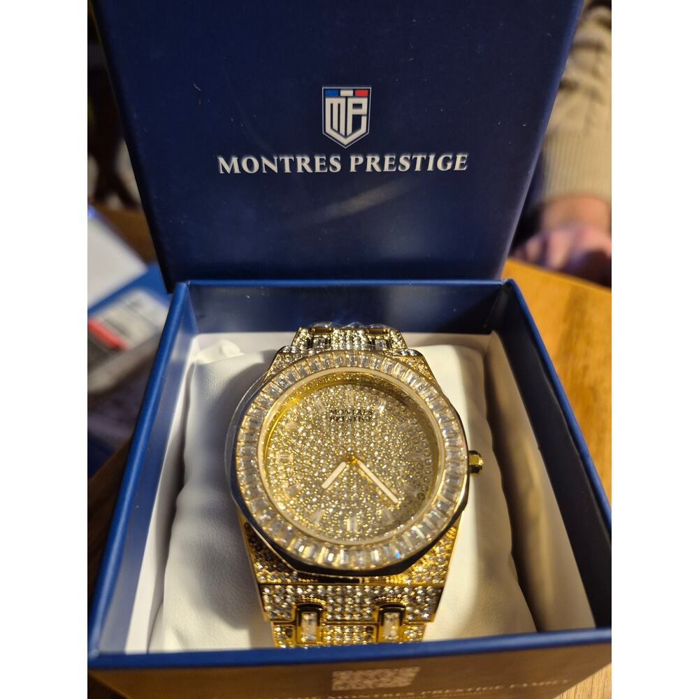 MPW0133 Invicta Montres Prestige gold bling men's watch